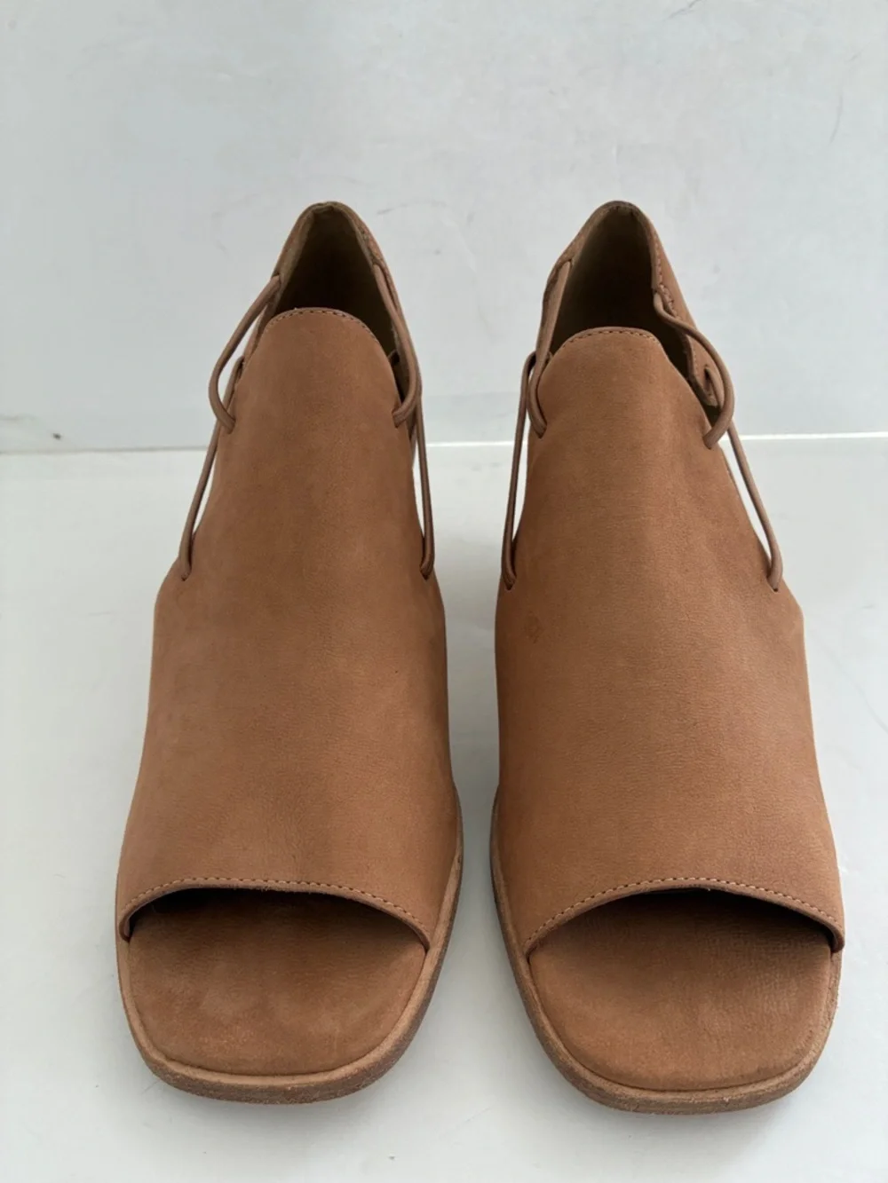 EILEEN FISHER Nikki Sandal Honey Suede Peep-Toe Block Heel Booties Size 8 NEW - Picture 9 of 12